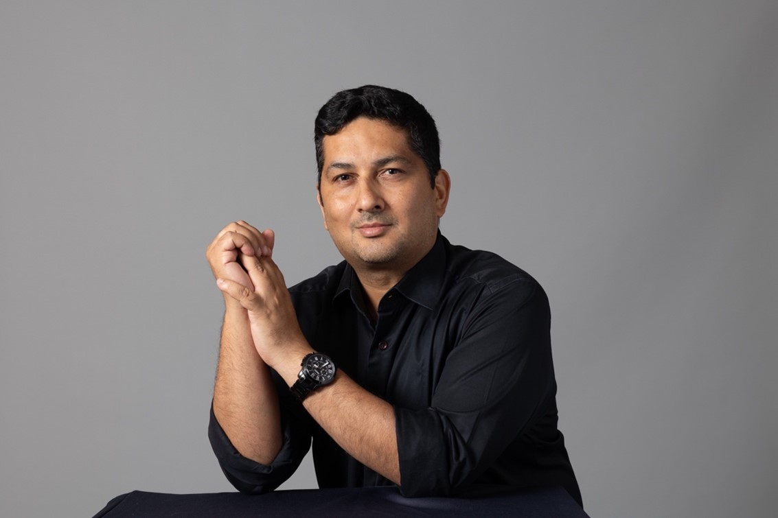 Bác sĩ Kishore Hadal