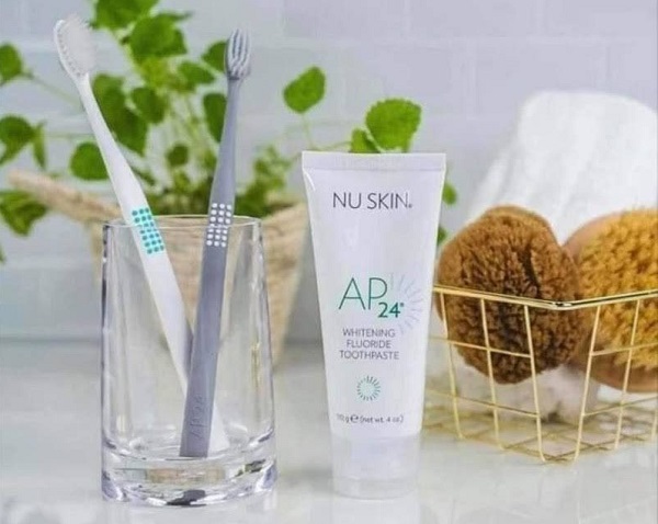 Kem đánh răng AP24 Nuskin phù hợp cho cả trẻ em Kem đánh răng AP24 Nuskin phù hợp cho cả trẻ em