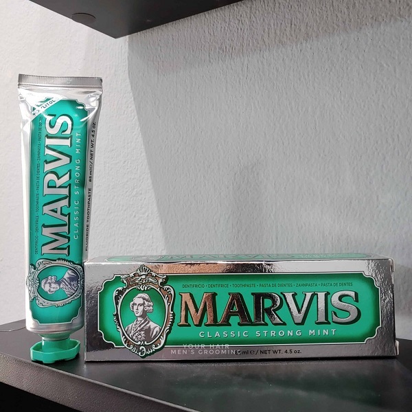 Kem đánh răng trị hôi miệng hiệu quả - Marvis Classic Strong Mint Kem đánh răng trị hôi miệng hiệu quả - Marvis Classic Strong Mint