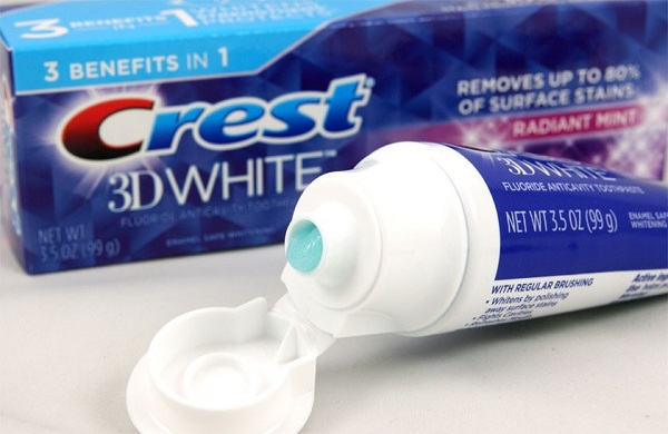 Kem đánh răng Crest 3D White Glamorous White được tin dùng rộng rãi Kem đánh răng Crest 3D White Glamorous White được tin dùng rộng rãi