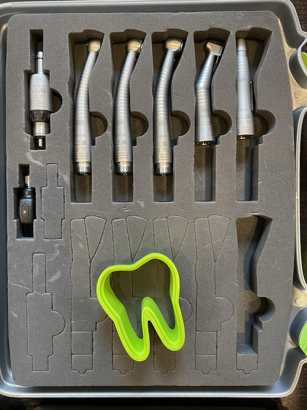 Tay khoan phẫu thuật W&H (Áo)